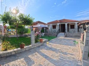 Thomas House - Xristos