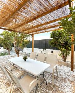 Casa Costa Lux