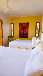 CHARLYS PARADISE, adult house, 3 rooms, sea view