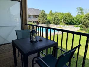 Le cocon dHofleur, studio design avec piscine
