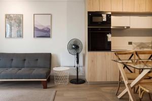 Chic Las Condes Apt Pool & Gym for 3 Guests