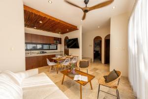 Noíl houses by Nomad Humans Residences
