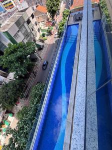 Vista Mar Piscina Semi-Olímpica Barra Premium