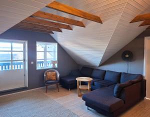 Bright and spacious home near Reykjavik center - sleeps 7