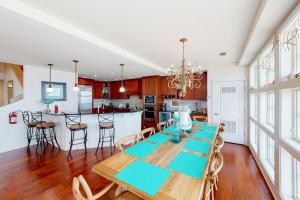 The Sanctuary - Simply Divine Penthouse B411
