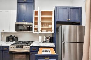 Spacious 4BR Combo Near NRG Downtown