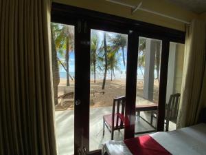 Beachfront Bungalow Cuu Long