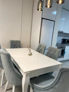Comfortable two bedrooms apartment