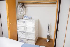Guest House HAMAYA 大国町駅から1分,難波駅まで1駅2分の好立地