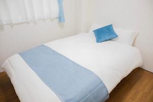 Guest House HAMAYA 大国町駅から1分,難波駅まで1駅2分の好立地