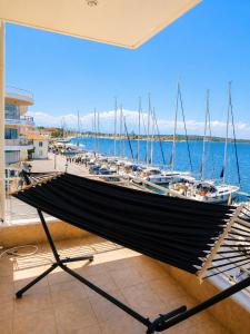AB Preveza Apartments-15 Meters Over the Sea Attic & Alexanders the Great Executive Suite