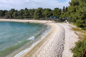 Family friendly house with a swimming pool Okrug Gornji - Ciovo - 26023