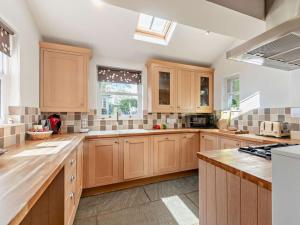 4 Bed in Keswick oc-sz292