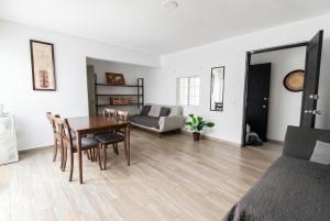 Acogedor Departamento en Planta Baja, Excelente Precio y Ubicación