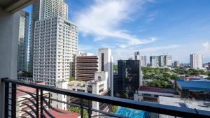 The Mosaic Tower Luxury Boutique Studio,Pool and Gym Fast Wifi