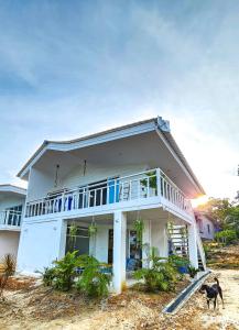 SAMSARA Modern Apartments & Villa LongBeach Sea View