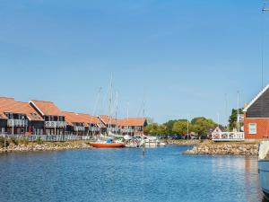 6 person stay in Borre
