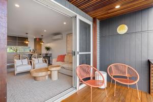 Relaxed 2 Bed Coastal Stay Near the Lake