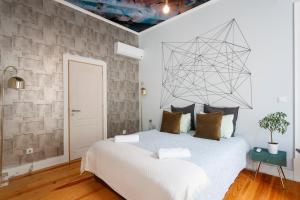 Comfortable Suite in a Shared Apartment in the Center of Lisbon