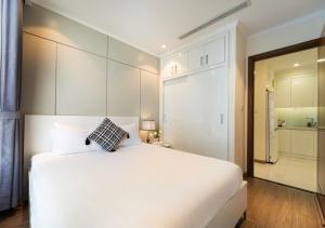 Landmark Prestige Apartment, Vinhomes Central Park