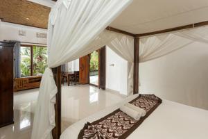 Dek Govin villas
