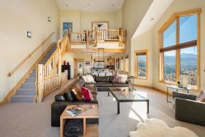 Spruce Ride Villa 714-H I Great Views I Bunk Room I Activity Program