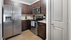 Landing Chic 3BD Clubhouse