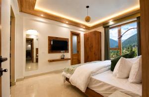 The Alpine Escape, Manali - A Beautiful Cottage in Clouds