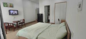 Apartment near My Khe Beach - 37 Do Bi 402