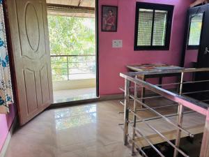Lake Side Homestay