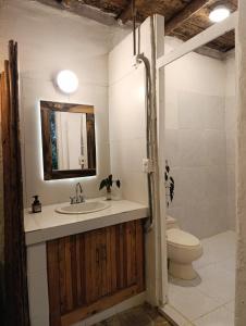 Cabaña con piscina privada en La Cumbre entrada por la vía al mar