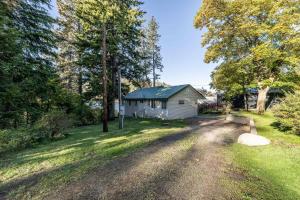Lakefront Cabin with Private Beach and Dock