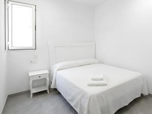 Apartamento con WiFi y terraza cerca del centro y la playa