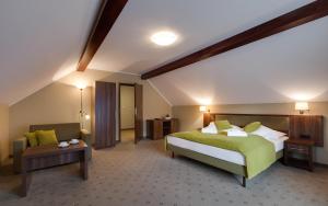Quadruple Room room in Artus Resort