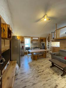 Duplex Climatisé 65m2 refait à neuf