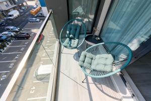 Kidas Apartment in NorD10 - Pool & Playground
