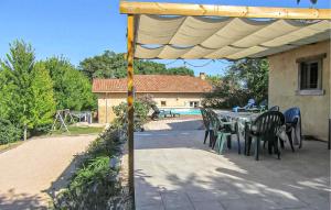 Jolie Maison Avec Piscine