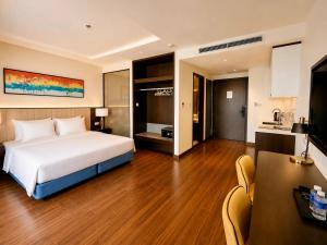 Studio, 2BR Ocean View Apartment - The Sapphire Ha Long