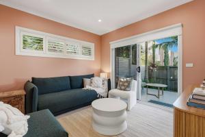Palms by the Bay by Experience Jervis Bay