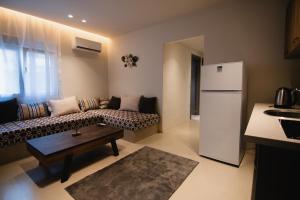 ELAIA Αpartments