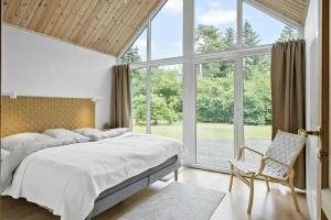 Holiday Home On A Large Natural Lot By Hjarbæk