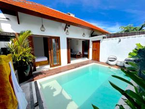 Villa Alam Mesari - 2BR Pool Villa Near Melasti Beach