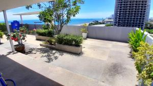 Pattaya Jomtien Beachside at NeO Seaview Condo