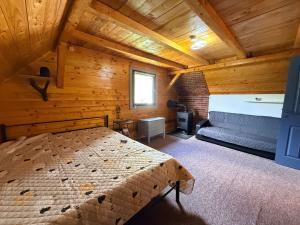 Independent Chalet
