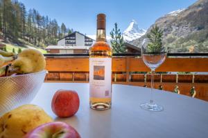 Luxus Familiendomizil mit Matterhornsicht by Inspiring Places Zermatt