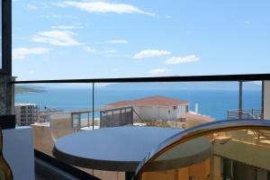 Luxury Seaview Studios with Private Jacuzzi & Sauna