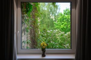 Exclusive 2 Bedroom Apartment Trendy City Center, Large Terrace & Free Parking