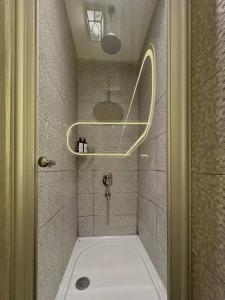 Taksim Square1BR Suite 04