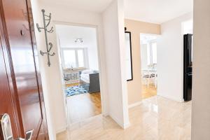 House Managers - Panorama - z widokiem na morze