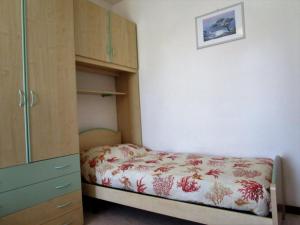 Holiday retreat with pool, private garden and BBQ